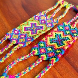 Wayuu handmade bracelet with swarovski crystals